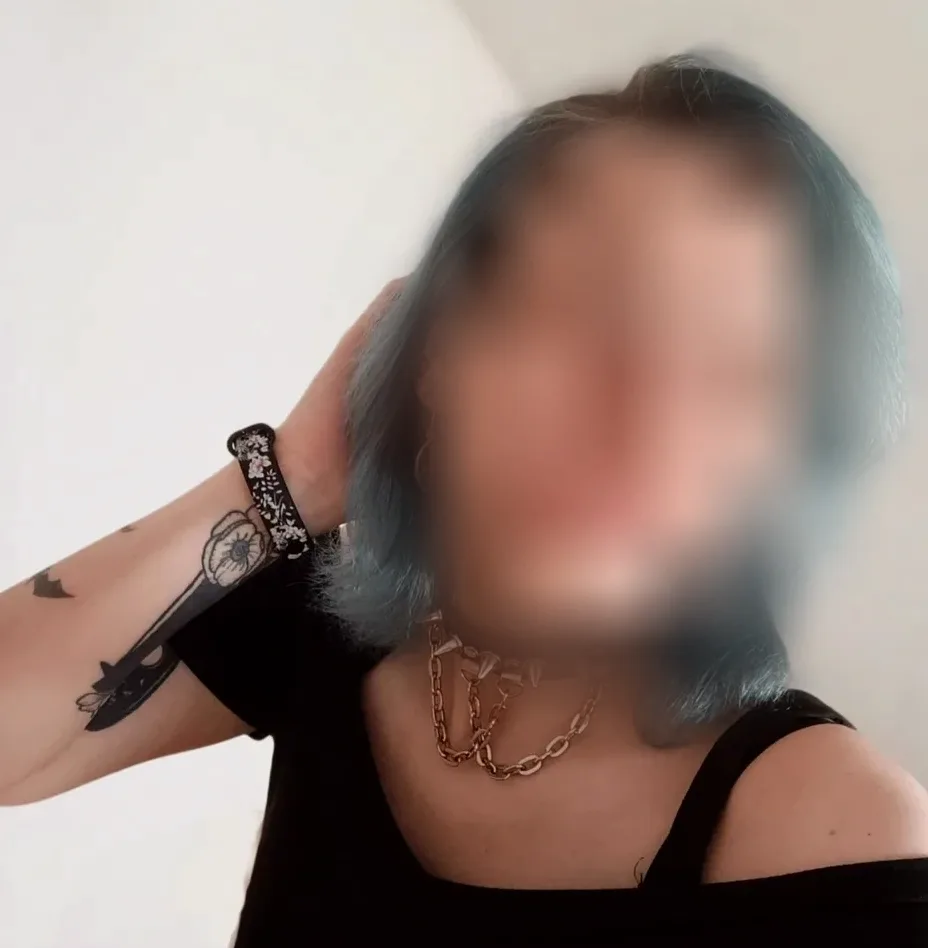Emma, 34